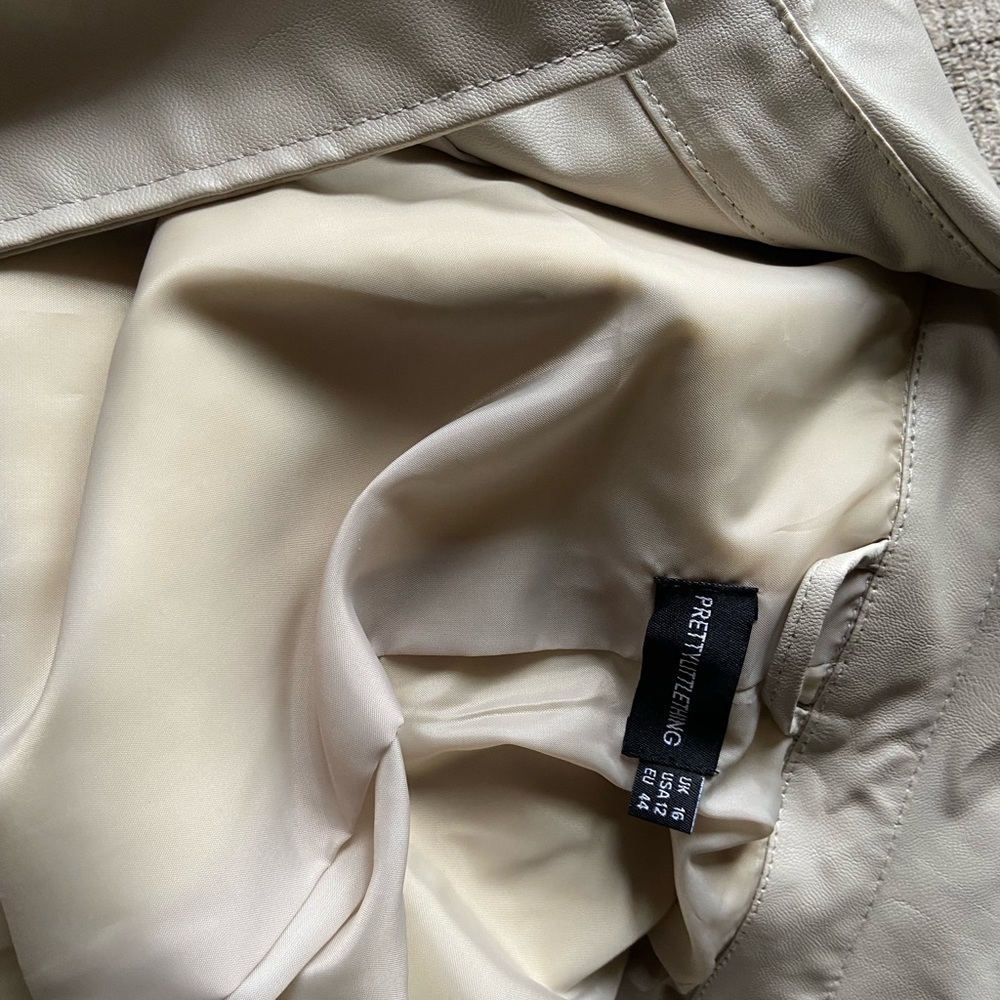 Plt jacket - Picture 2 of 7